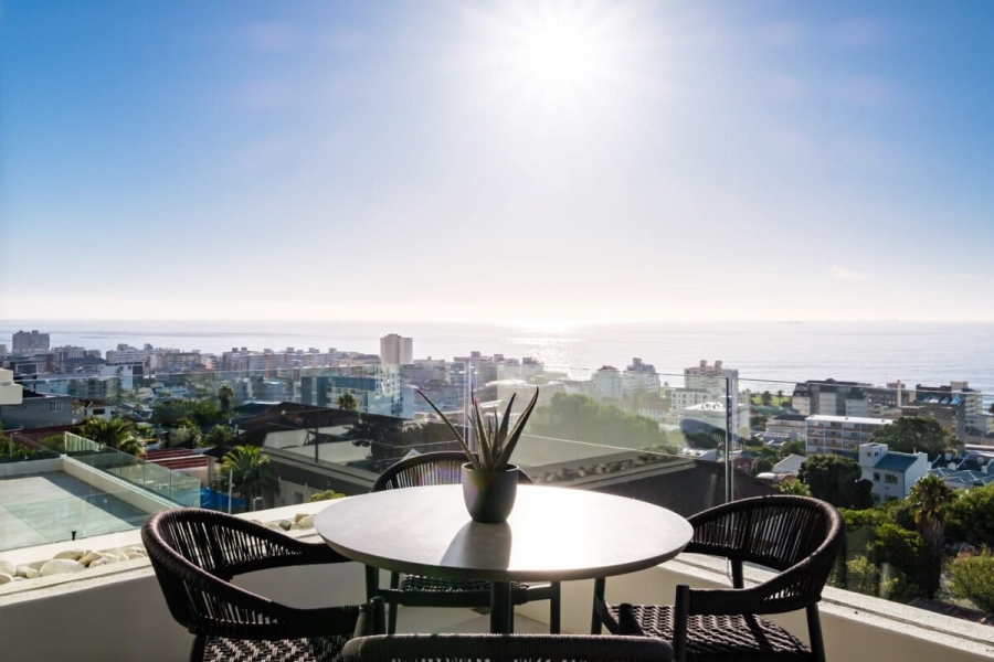 To Let 3 Bedroom Property for Rent in Sea Point Western Cape